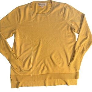 Philosophy Women’s L Super Soft Yellow Sweater
